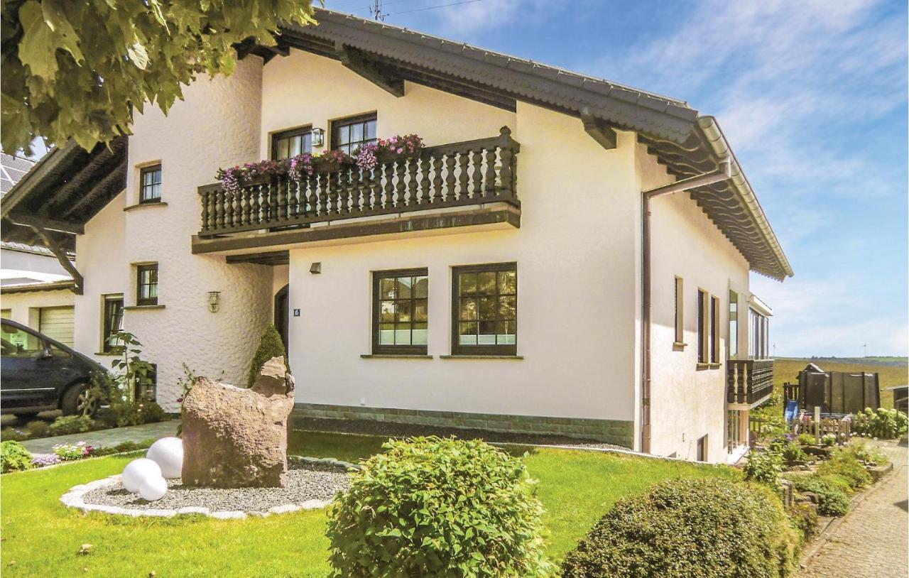 Amazing Apartment In Karlshausen With Kitchen Luaran gambar