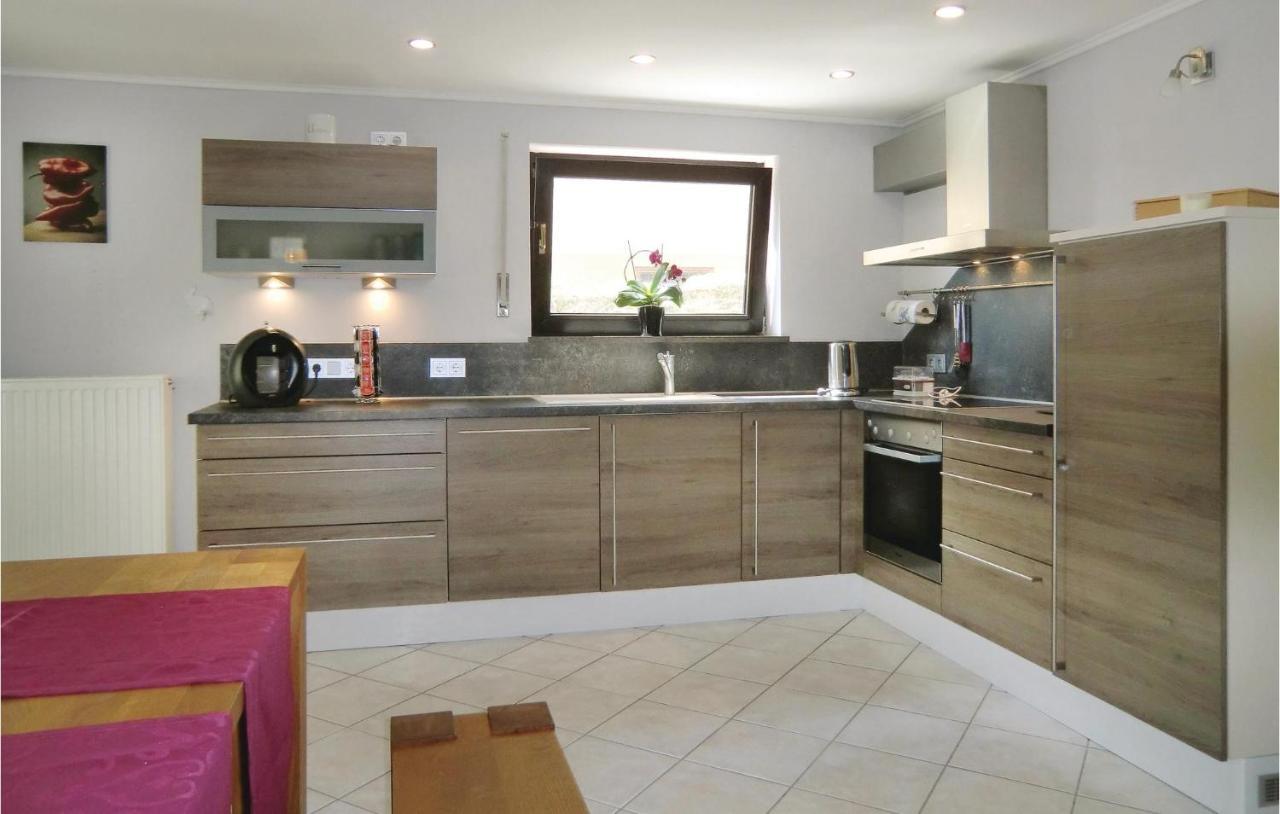 Amazing Apartment In Karlshausen With Kitchen Luaran gambar