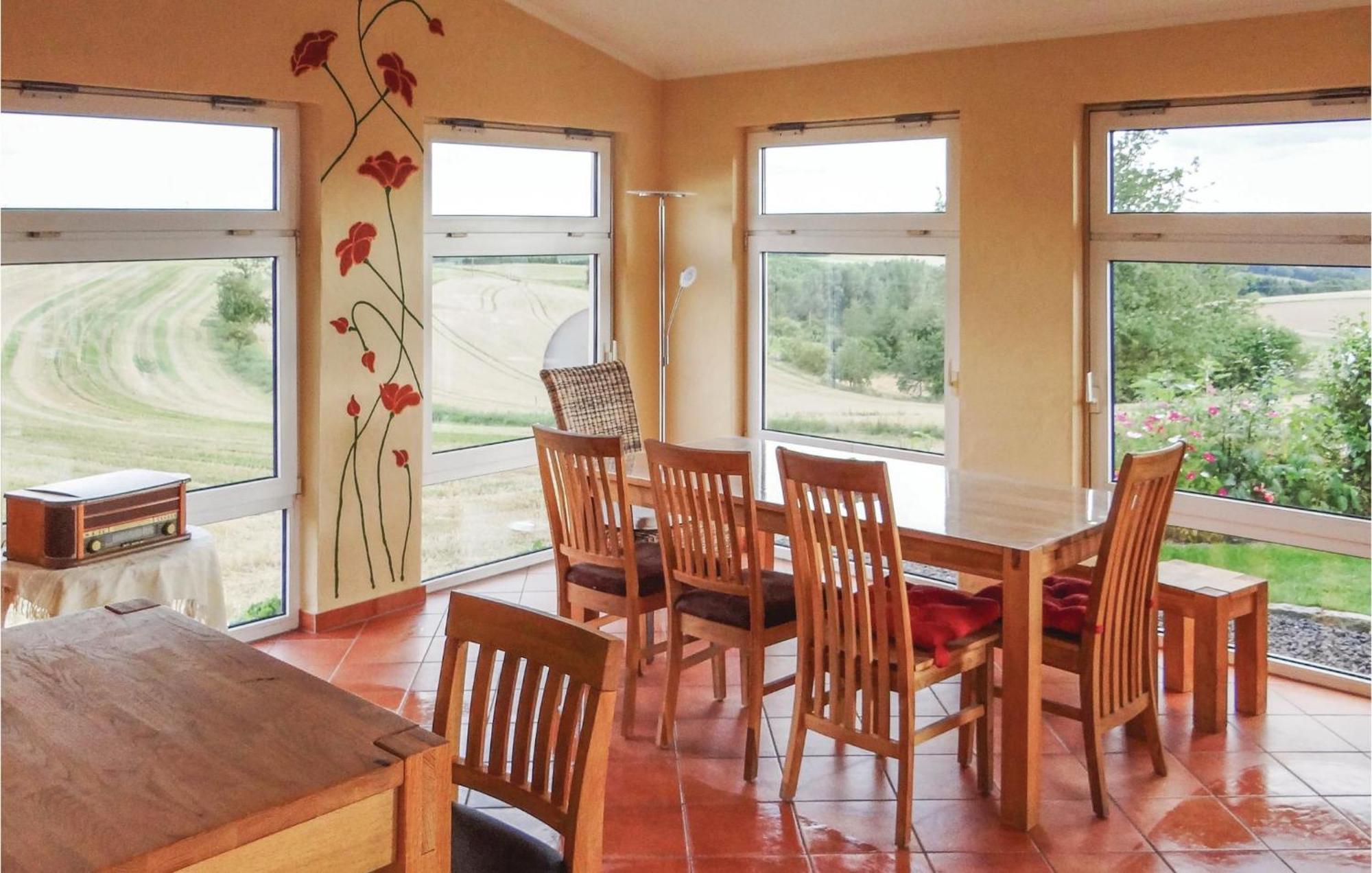 Amazing Apartment In Karlshausen With Kitchen Luaran gambar