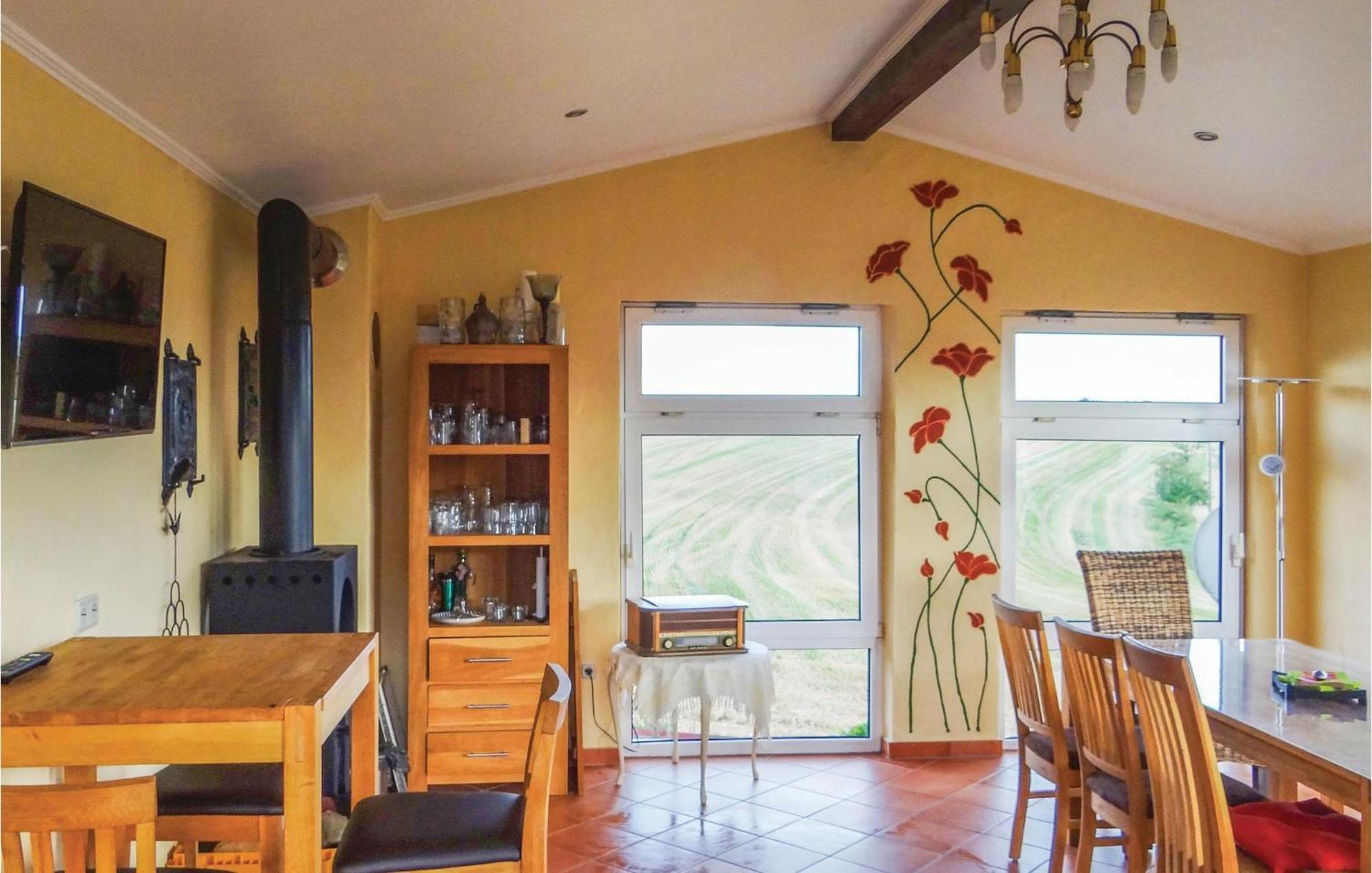 Amazing Apartment In Karlshausen With Kitchen Luaran gambar